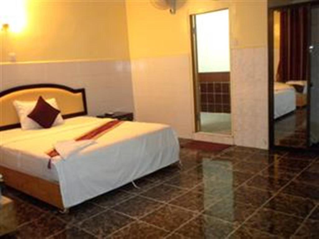 Golden Boat Guesthouse Πνομ Πενχ Εξωτερικό φωτογραφία